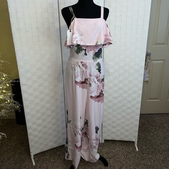 Leith Women’s Pink Silver Rose Floral Jumpsuit Size Medium Chic Flirty Floral - Picture 3 of 15